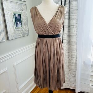 NWT LOFT Beige V-Neck Sleeveless Draped Dress w Black Belt